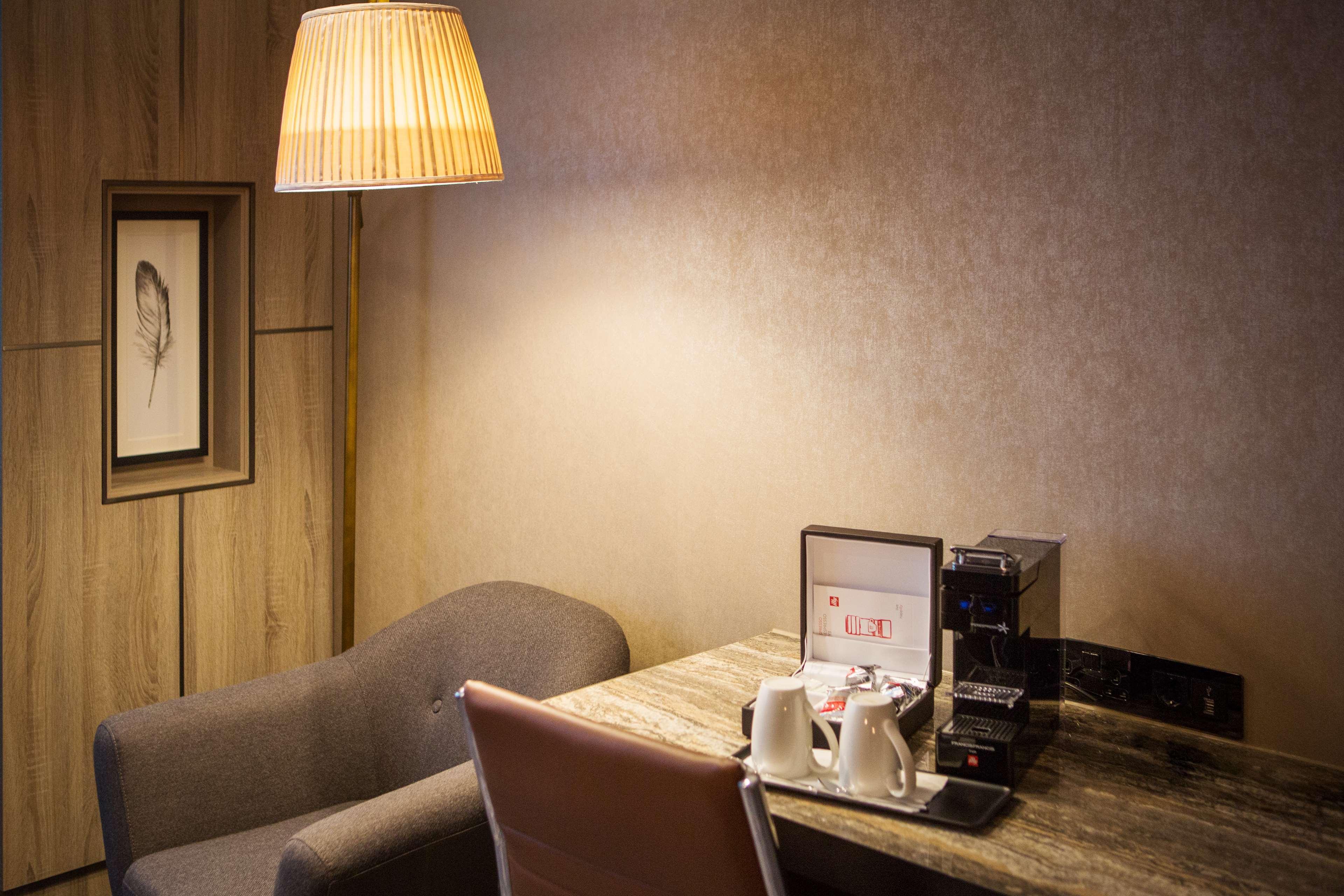 Hotel Doubletree By Hilton London Kingston Upon Thames 4*