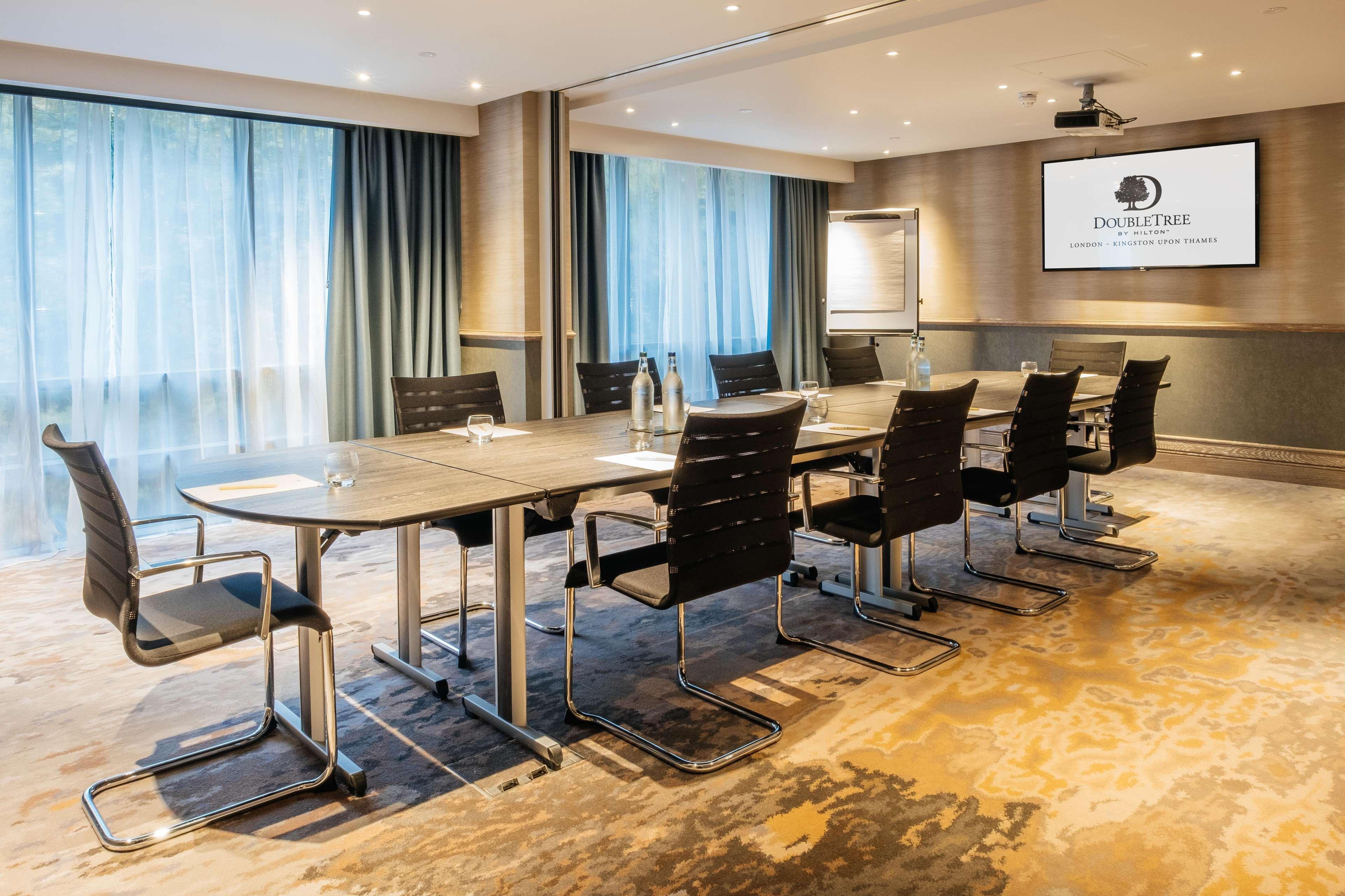 Doubletree By Hilton London Kingston Upon Thames Hotel 4*