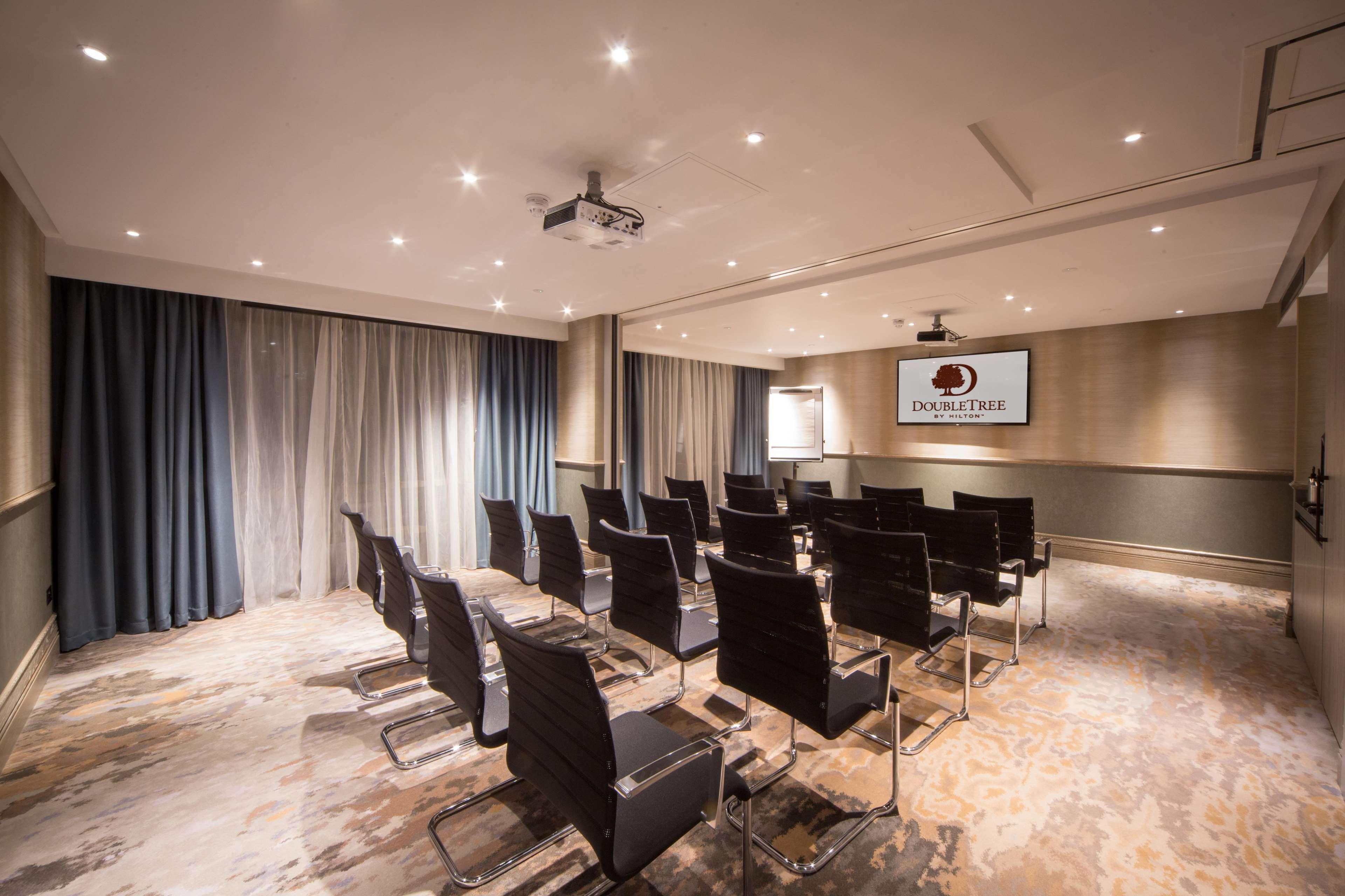 Doubletree By Hilton London Kingston Upon Thames Hotel